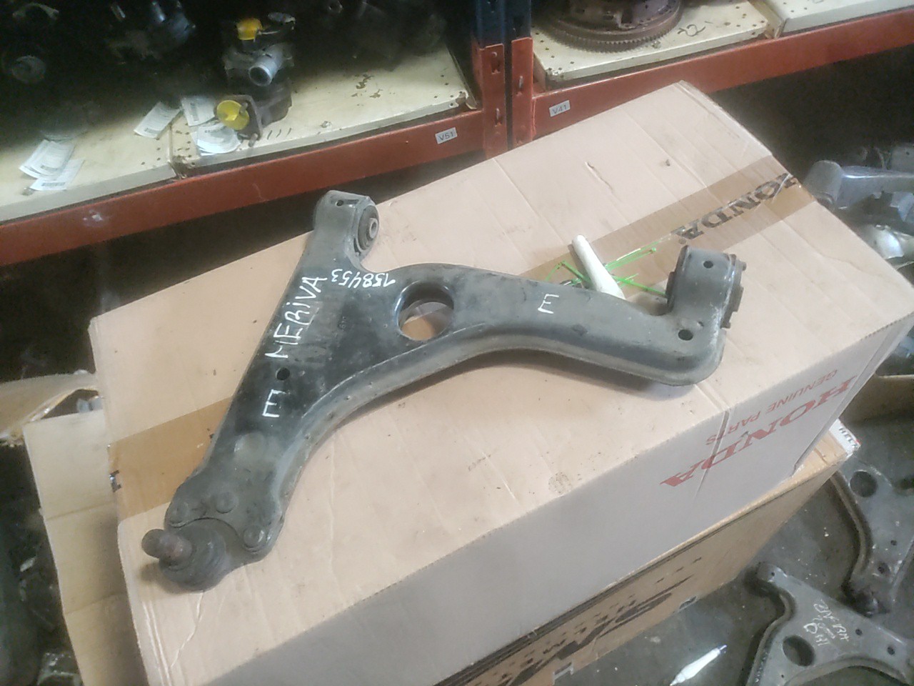 Braço de Suspensão Inferior Frente Esquerdo OPEL CORSA C (X01) | 00 - 09