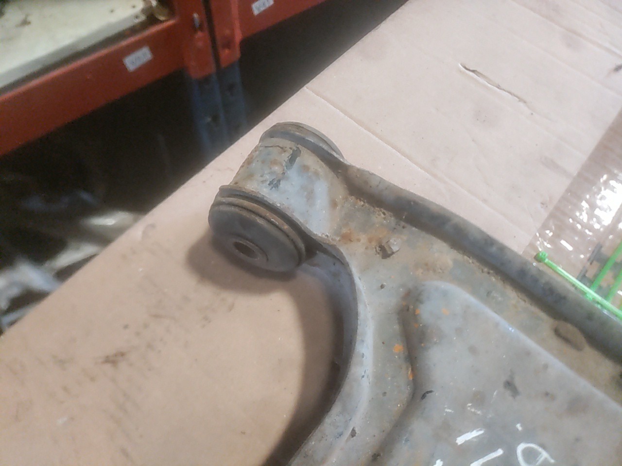 Braço de Suspensão Inferior Frente Direito OPEL VECTRA A (J89) | 88 - 95 Imagem-3 Braço de Suspensão Inferior Frente Direito OPEL VECTRA A (J89) | 88 - 95 Imagem-3