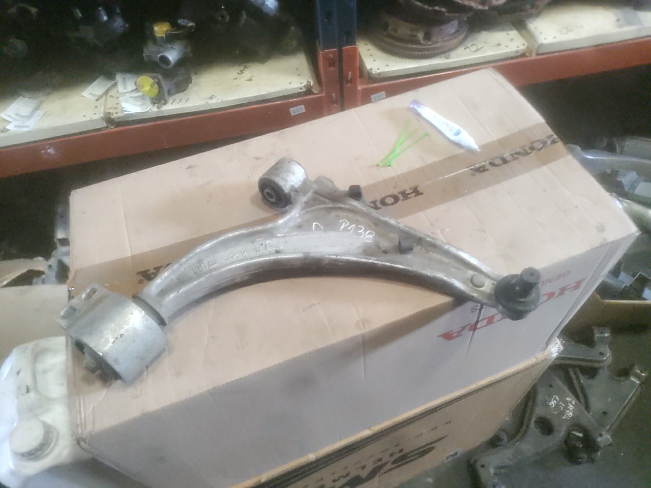 Braço de Suspensão Inferior Frente Esquerdo OPEL CORSA C (X01) | 00 - 09