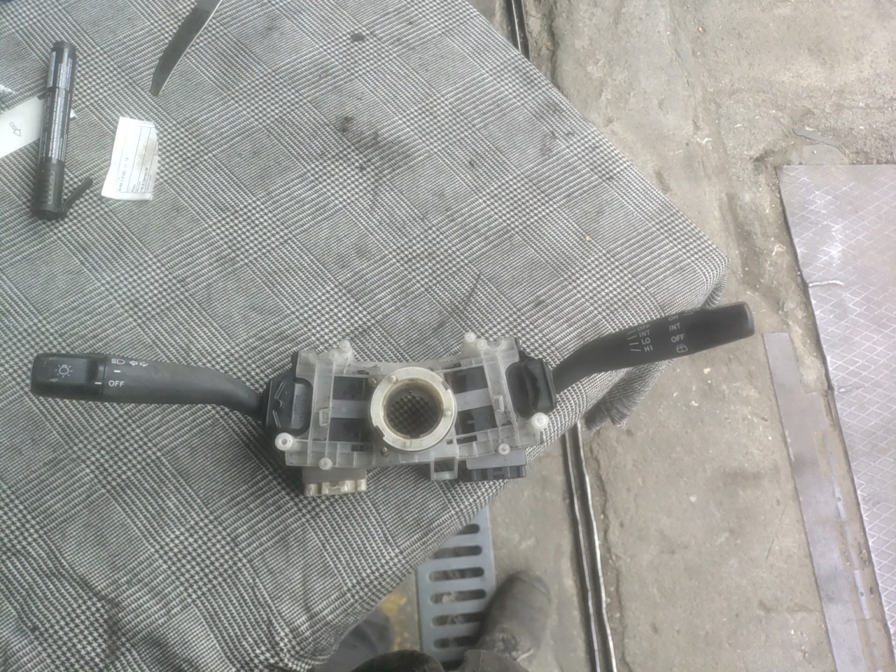 Fita de Airbag com Comutador luzes e limpa vidros TOYOTA AVENSIS (_T25_) | 03 - 08