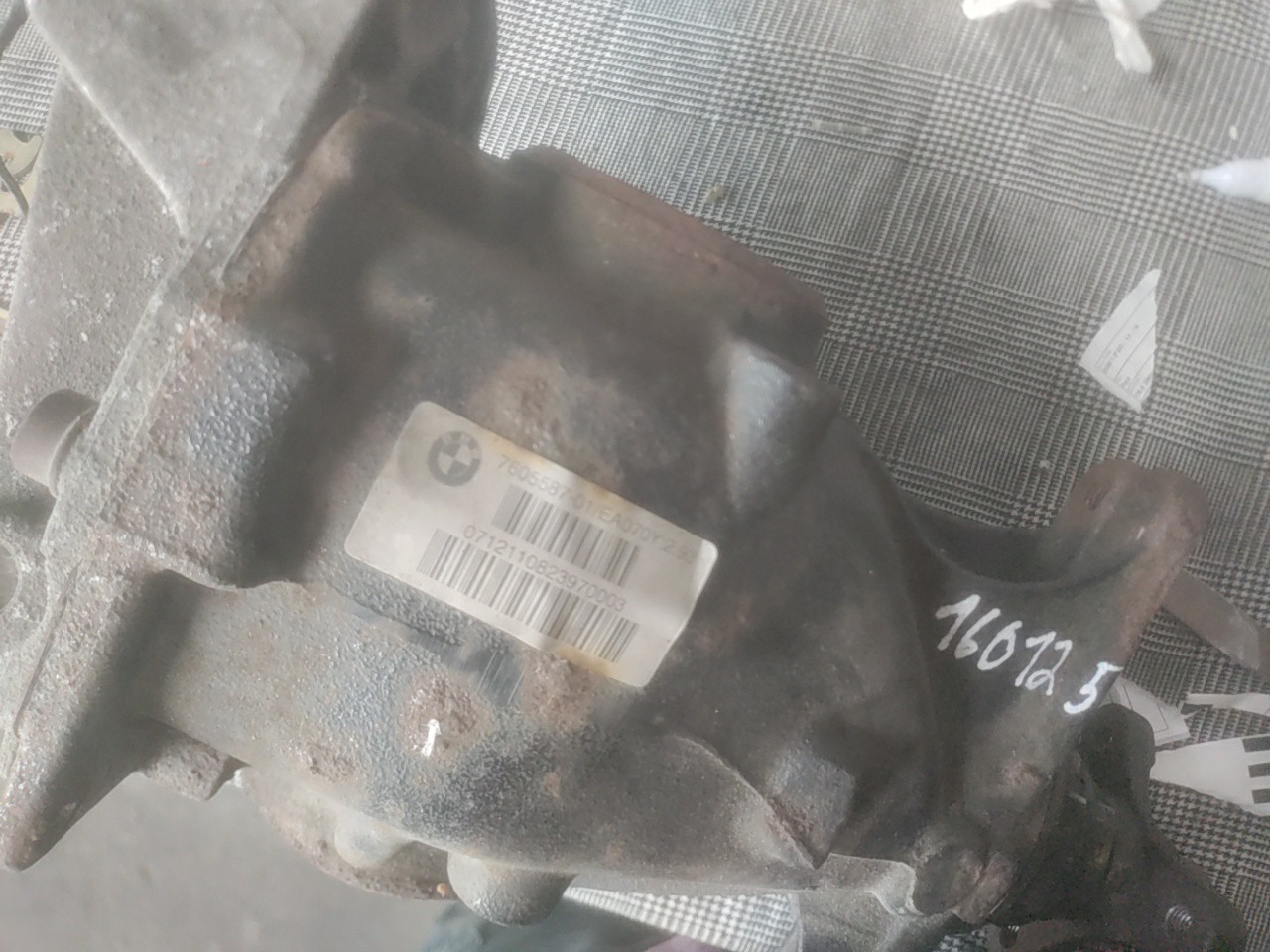 Diferencial Traseiro de tras BMW 1 (F20) | 11 - 19 Imagem-6