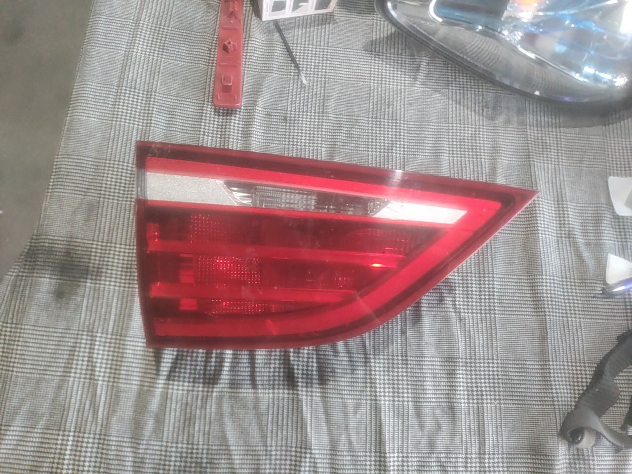 Farolim Esquerdo da Mala BMW 2 Gran Tourer (F46) | 14 - 