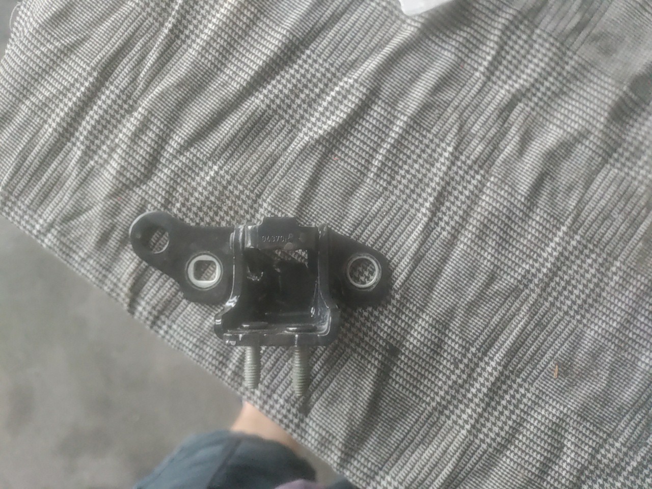 Dobradiça Porta Frente Direita RENAULT ZOE (BFM_) | 12 - 