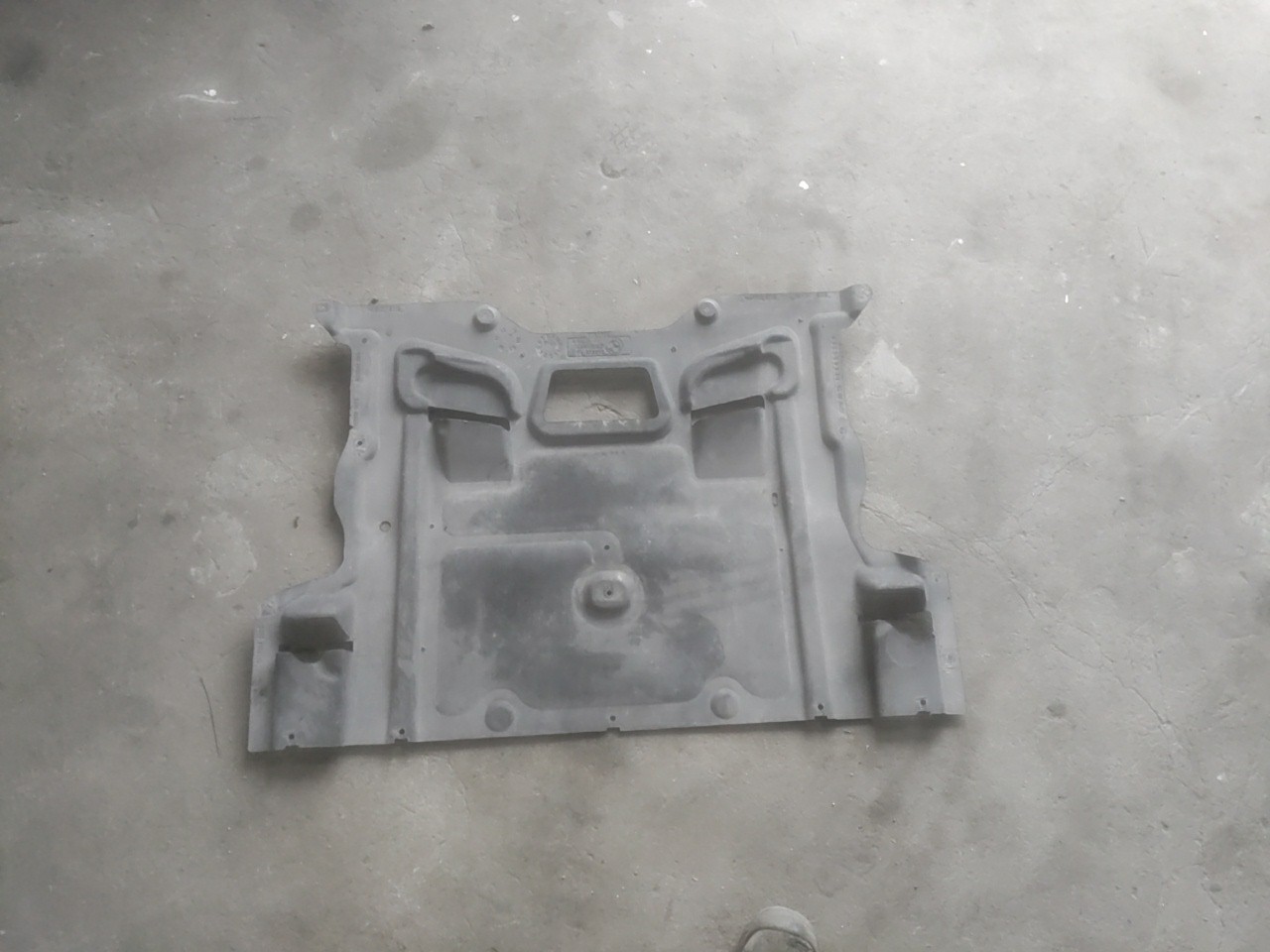 Blindagem / Resguardo Inferior do Motor BMW 5 (F10) | 09 - 16