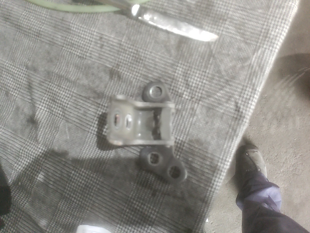 Dobradiça Porta Frente Direita RENAULT ZOE (BFM_) | 12 - 