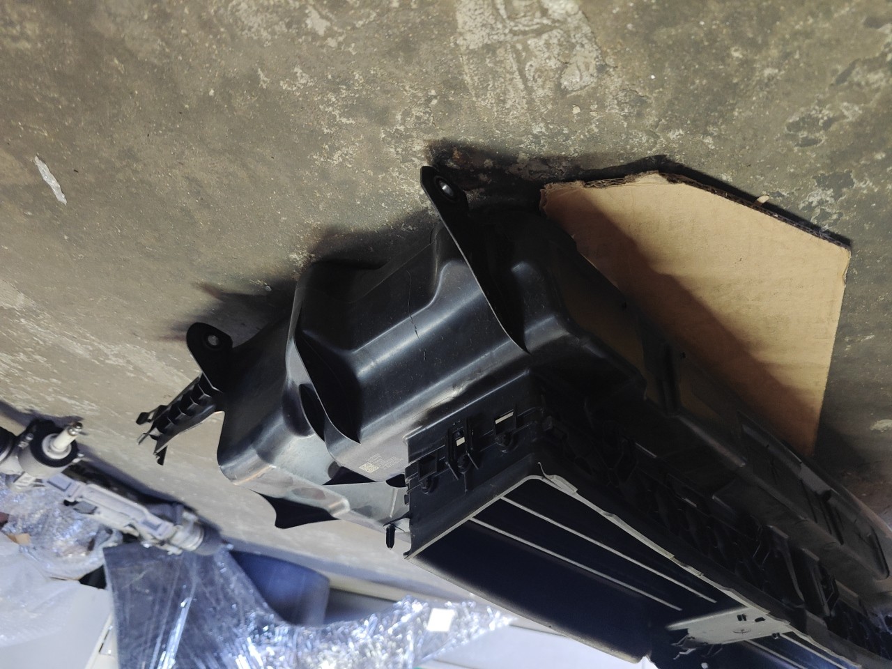 Entrada de Ar / Conduta inferior Central BMW 1 (F40) | 19 -  Imagem-2 Entrada de Ar / Conduta inferior Central BMW 1 (F40) | 19 -  Imagem-2