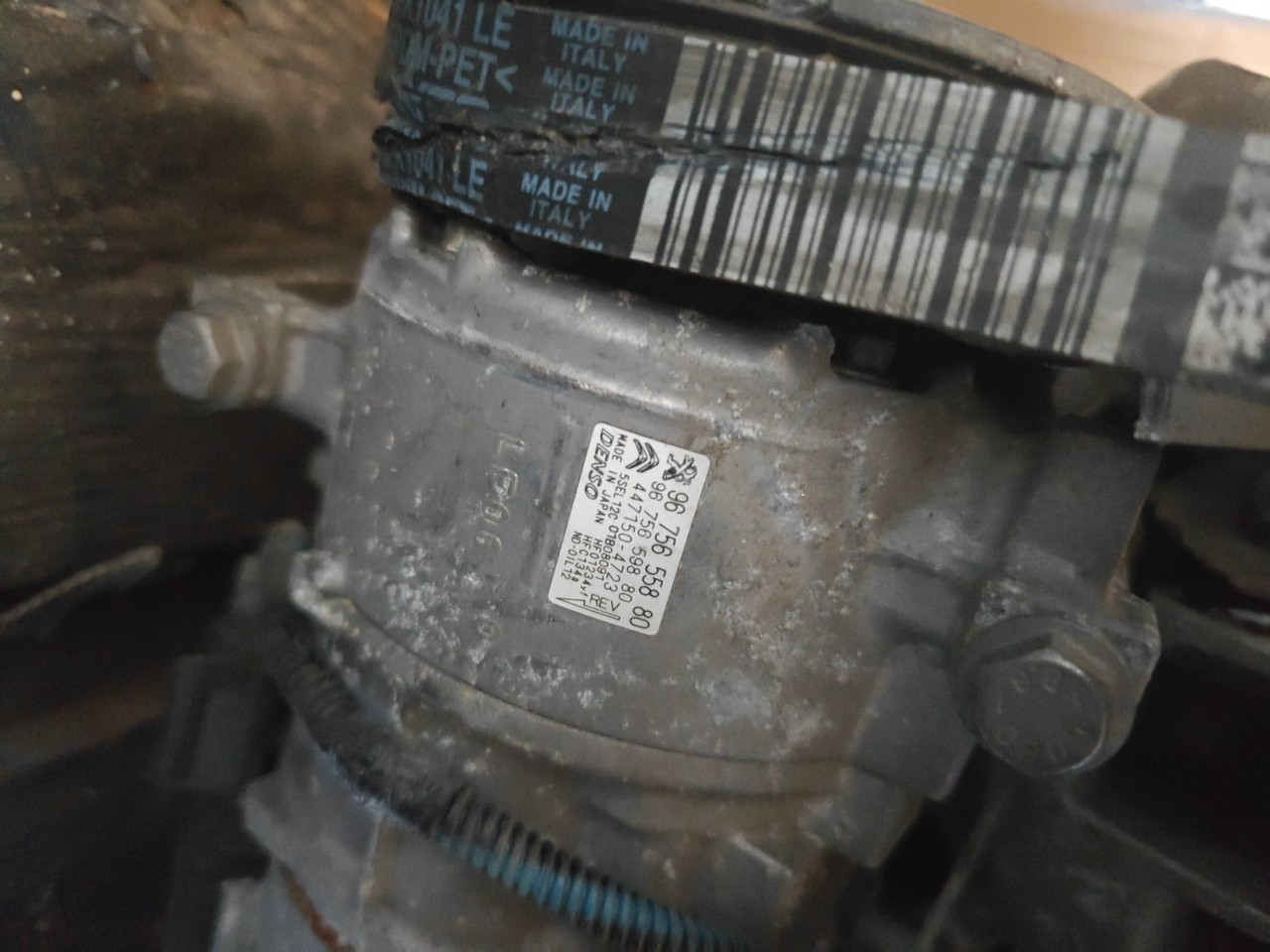 Motor com acessorios CITROEN C4 CACTUS | 14 -  Imagem-14