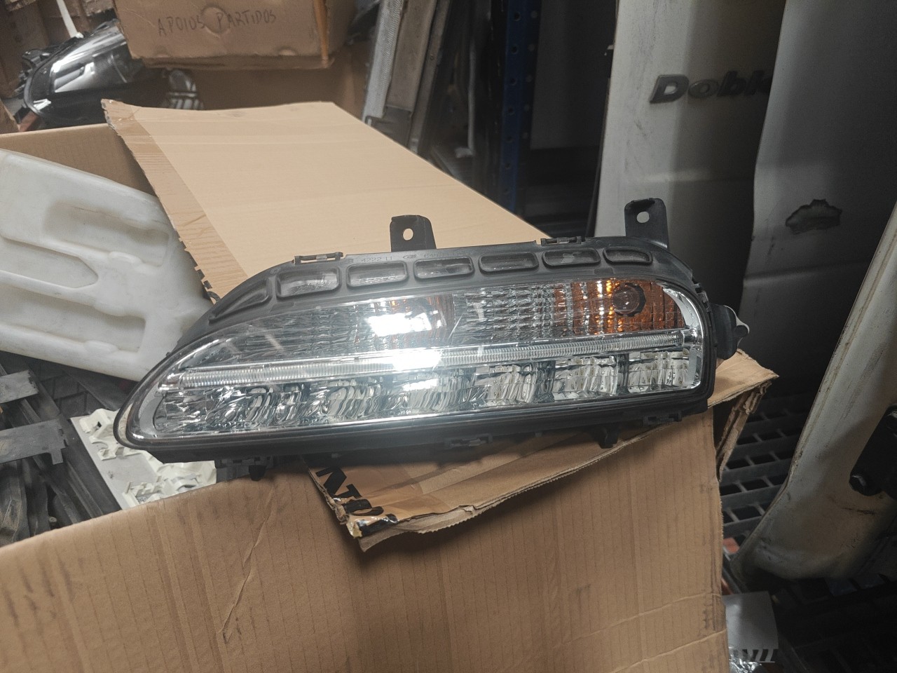Farol de Nevoeiro Frente Esquerdo PORSCHE 911 (997) | 04 - 13
