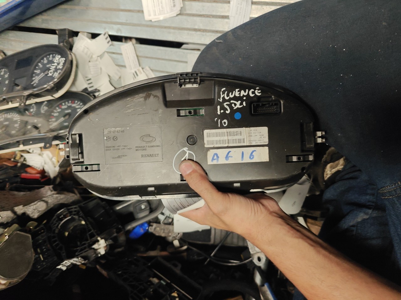 Quadrante / Painel Instrumentos RENAULT FLUENCE (L3_) | 10 -  Imagem-4