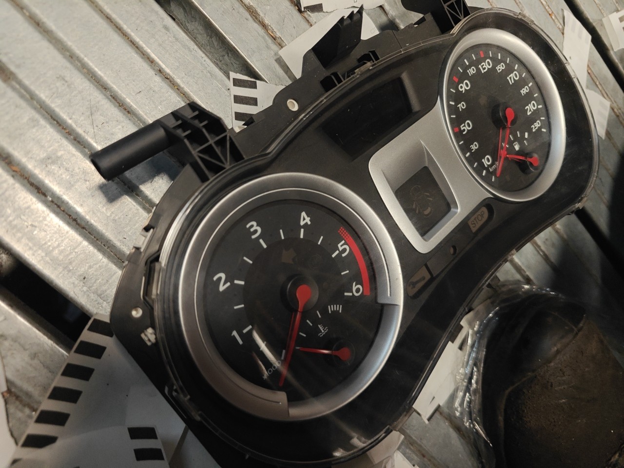 Quadrante / Painel Instrumentos RENAULT CLIO III (BR0/1, CR0/1) | 05 -  Imagem-1