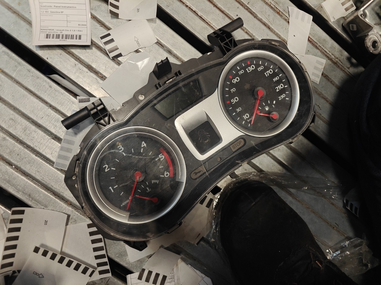 Quadrante / Painel Instrumentos RENAULT CLIO III (BR0/1, CR0/1) | 05 - 