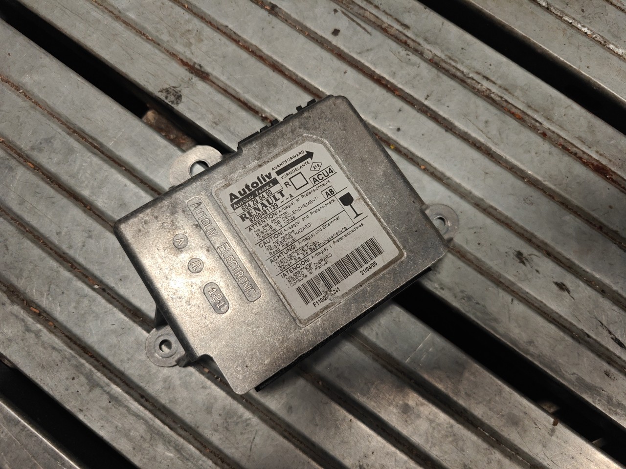 Airbag Module RENAULT CLIO IV (BH_) | 12 - 