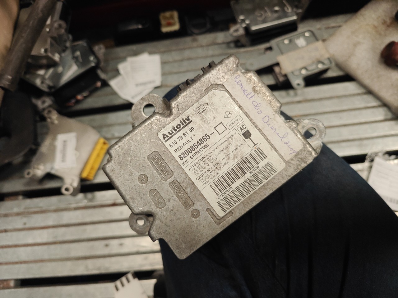 Airbag Module RENAULT CLIO III (BR0/1, CR0/1) | 05 - 