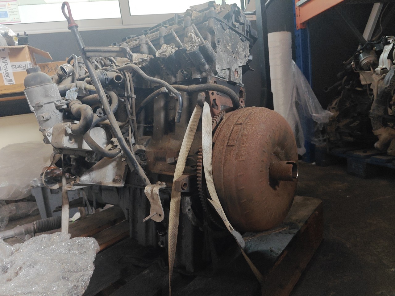 Motor com acessorios BMW 5 (E60) | 01 - 10 Imagem-6 Motor com acessorios BMW 5 (E60) | 01 - 10 Imagem-6