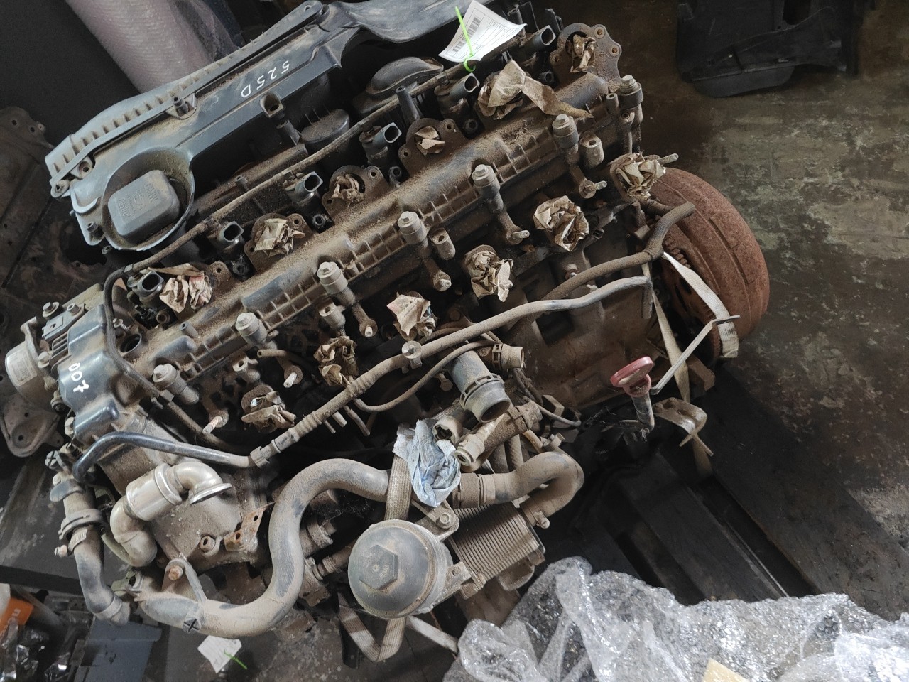 Motor com acessorios BMW 5 (E60) | 01 - 10 Imagem-12 Motor com acessorios BMW 5 (E60) | 01 - 10 Imagem-12