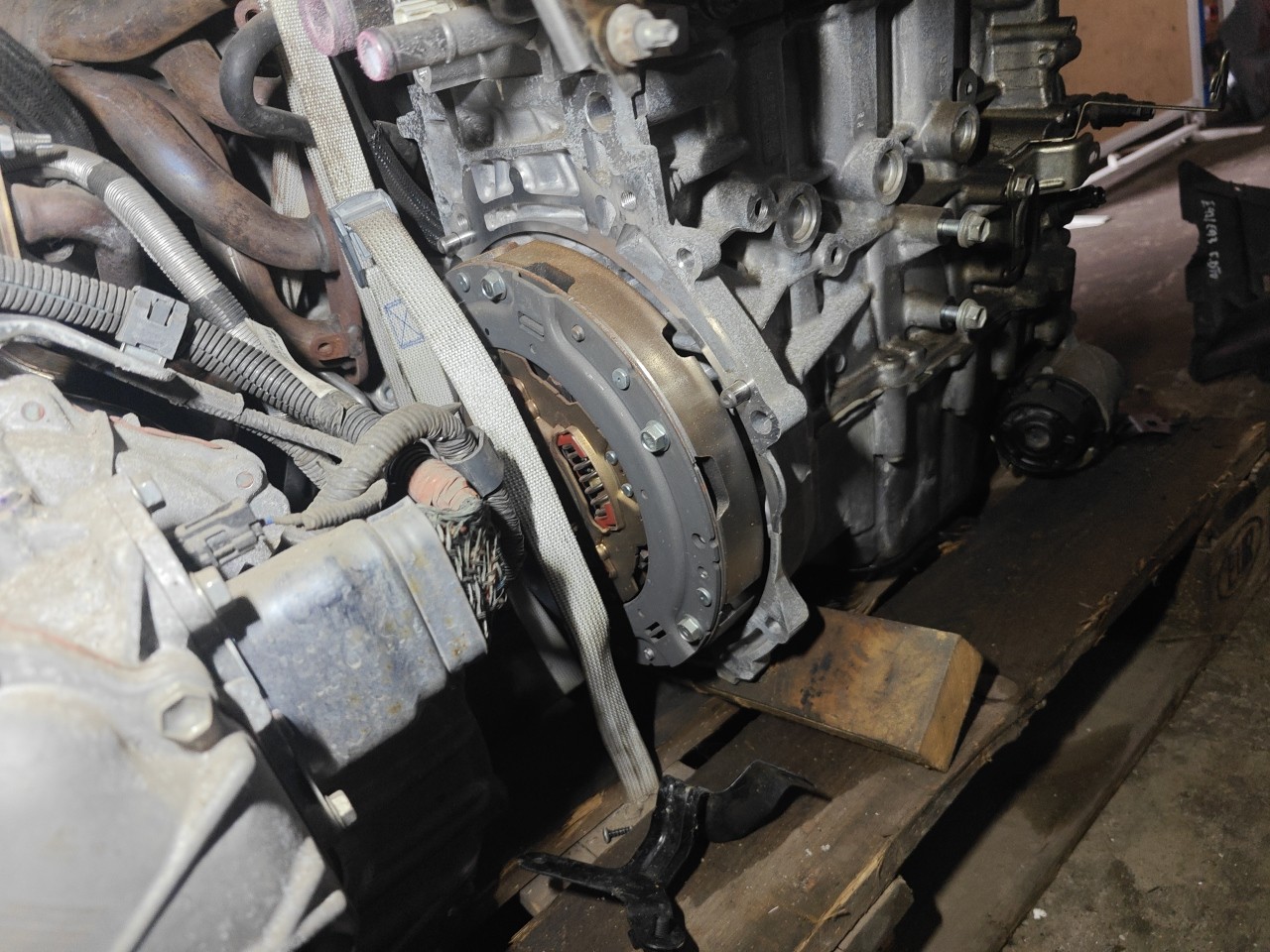 Motor com acessorios TOYOTA AURIS (_E18_) | 12 - 18 Imagem-5 Motor com acessorios TOYOTA AURIS (_E18_) | 12 - 18 Imagem-5