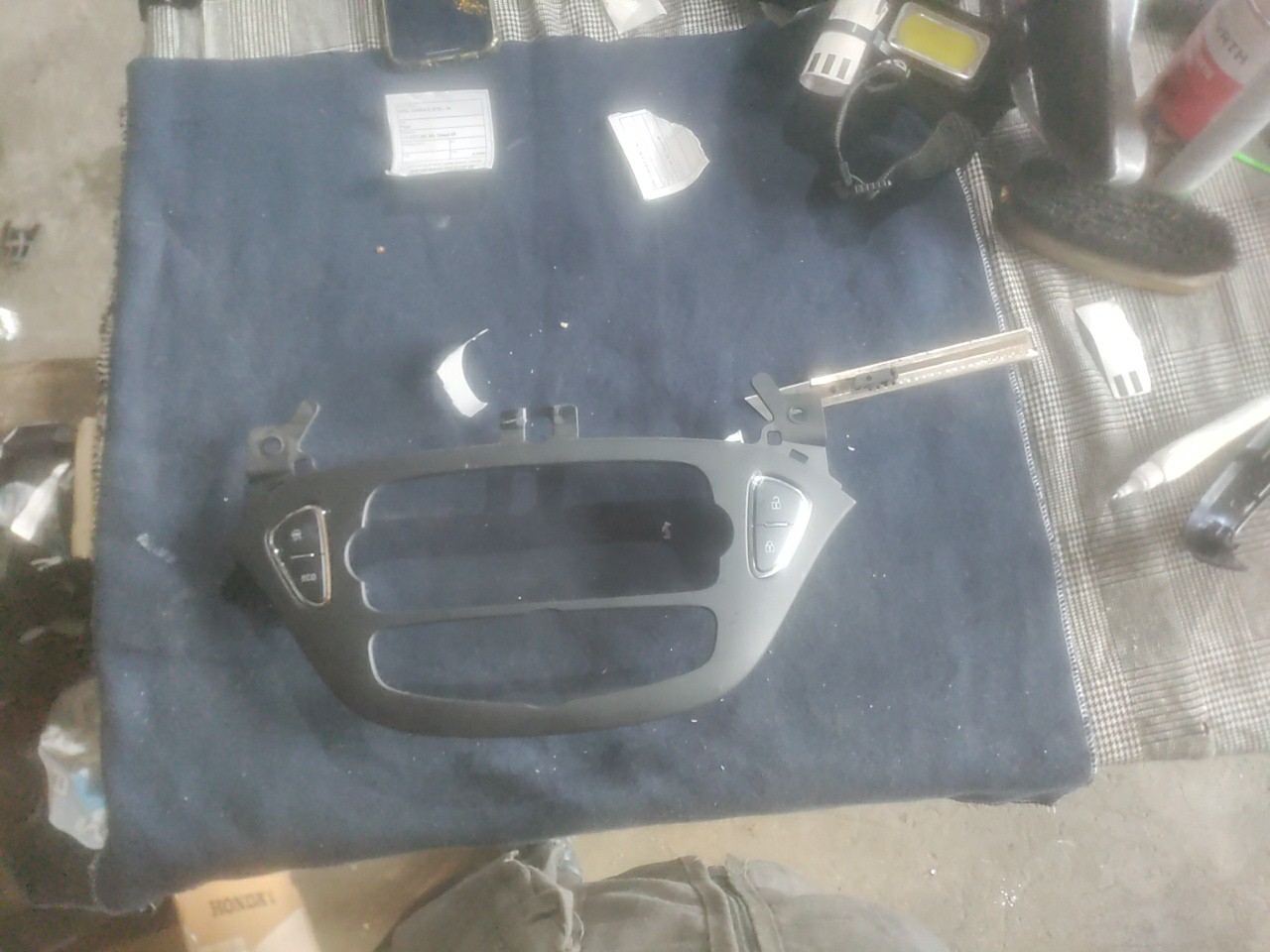 Friso da Consola Central OPEL CORSA E (X15) | 14 - 