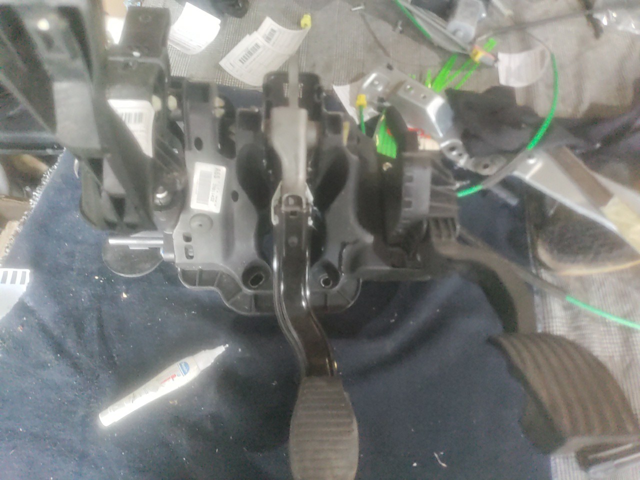 Pedaleira / Conjunto de Pedais OPEL CORSA E (X15) | 14 -  Imagem-7 Pedaleira / Conjunto de Pedais OPEL CORSA E (X15) | 14 -  Imagem-7