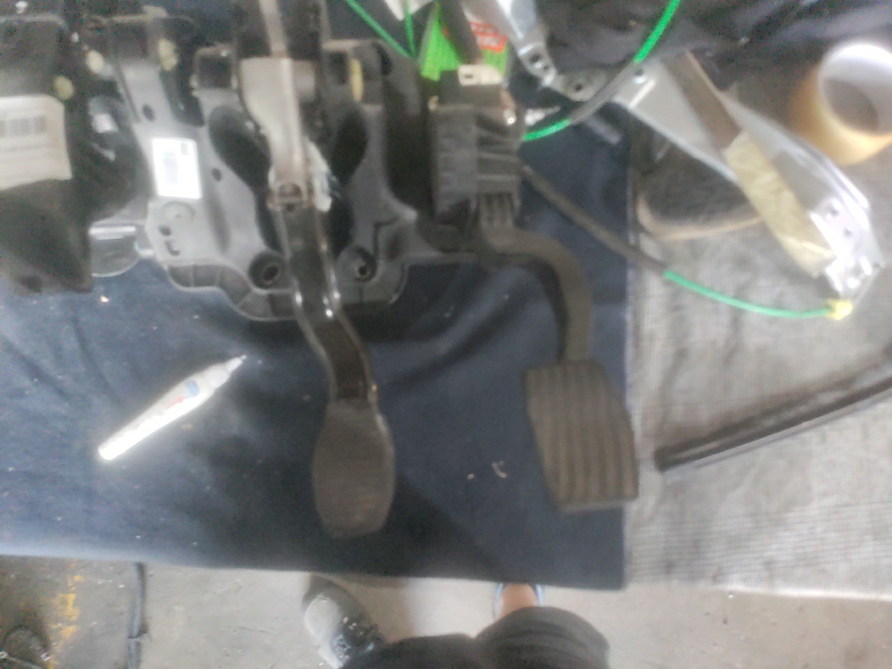 Pedaleira / Conjunto de Pedais OPEL CORSA E (X15) | 14 -  Imagem-8 Pedaleira / Conjunto de Pedais OPEL CORSA E (X15) | 14 -  Imagem-8