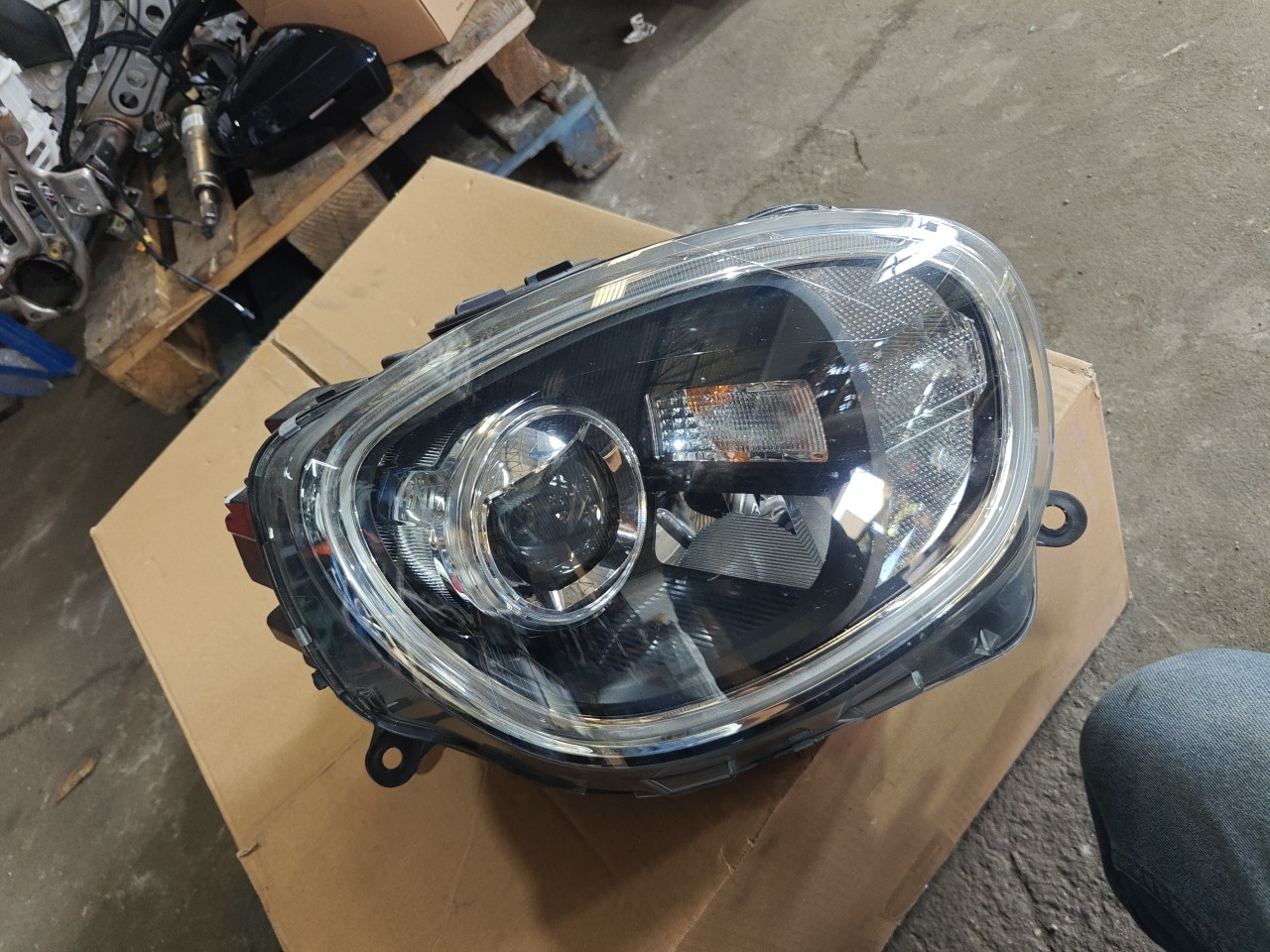 Farol Frente Direito / Otica Direita MINI MINI COUNTRYMAN (F60) | 16 - 
