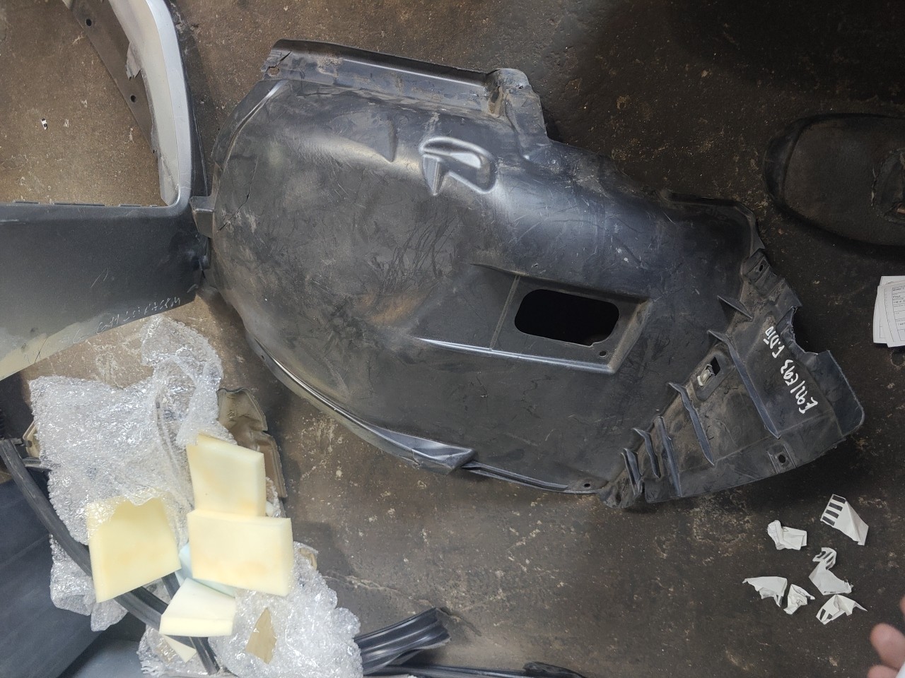 Parte da Frente da Cava de Roda Frente Direita BMW 3 Coupé (E92) | 05 - 13