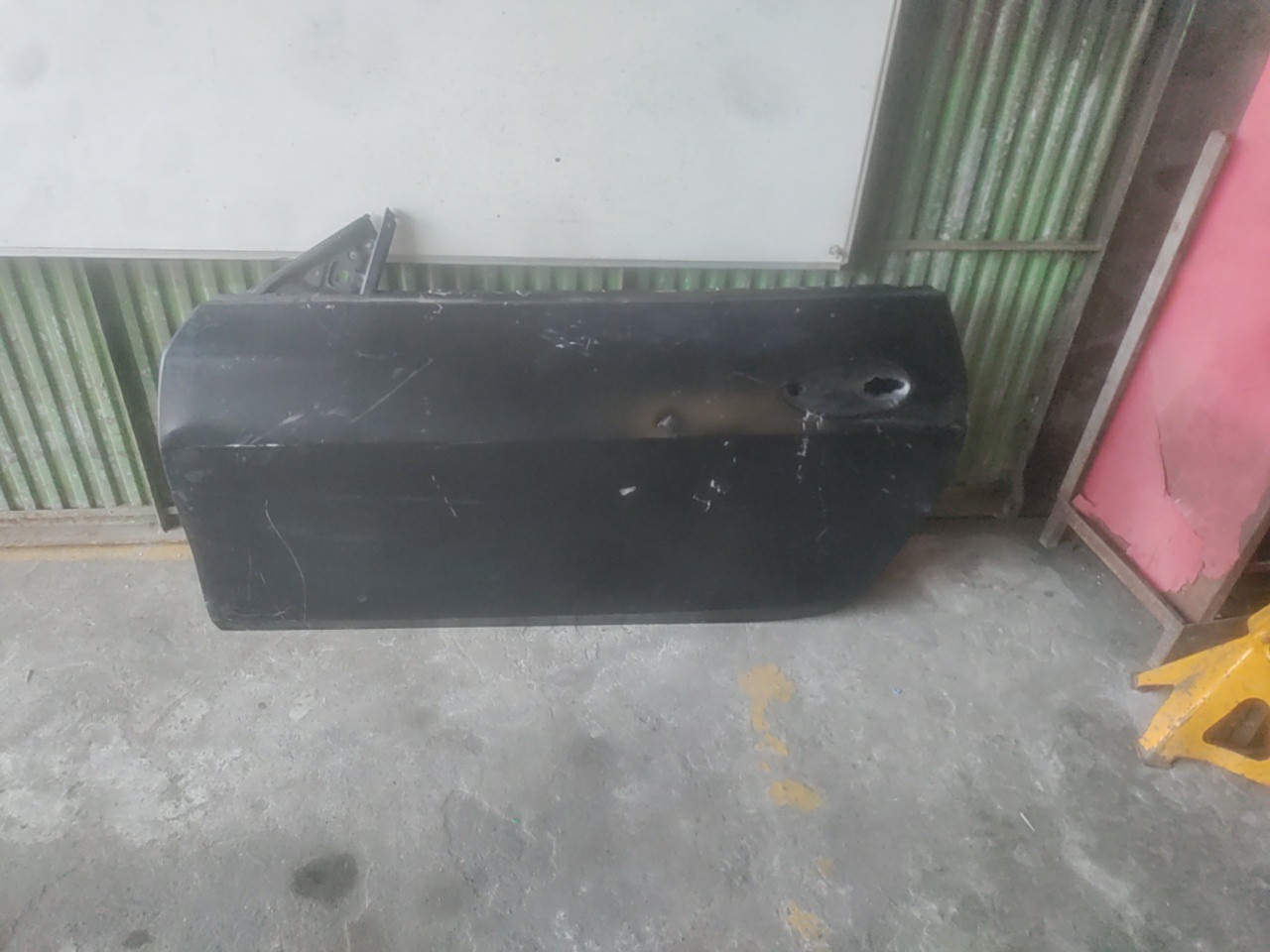 Front Door Left  RENAULT Clio II (BB0/1/2_, CB0/1/2_)