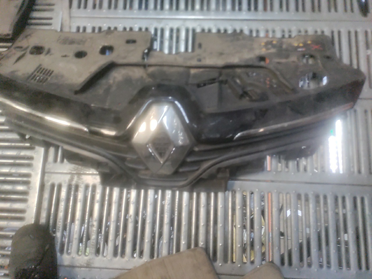 Grelha Frontal RENAULT CLIO IV (BH_) | 12 -  Imagem-2
