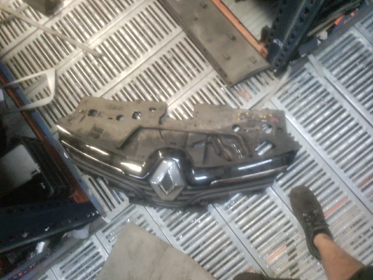 Grelha Frontal RENAULT CLIO IV (BH_) | 12 -  Imagem-9