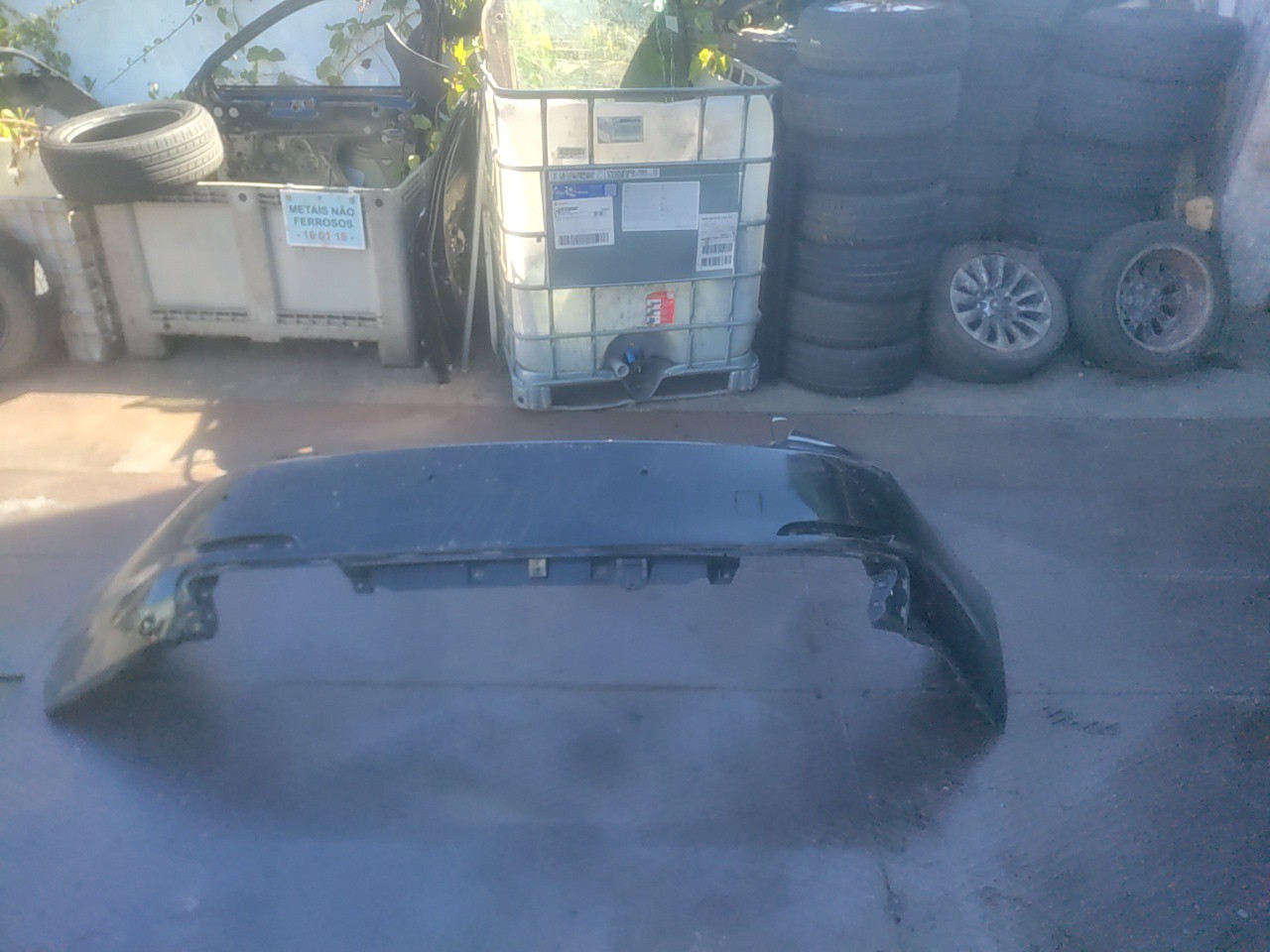 Parachoques Trás / Para Choques traseiro nu BMW 7 (F01, F02, F03, F04) | 08 - 15