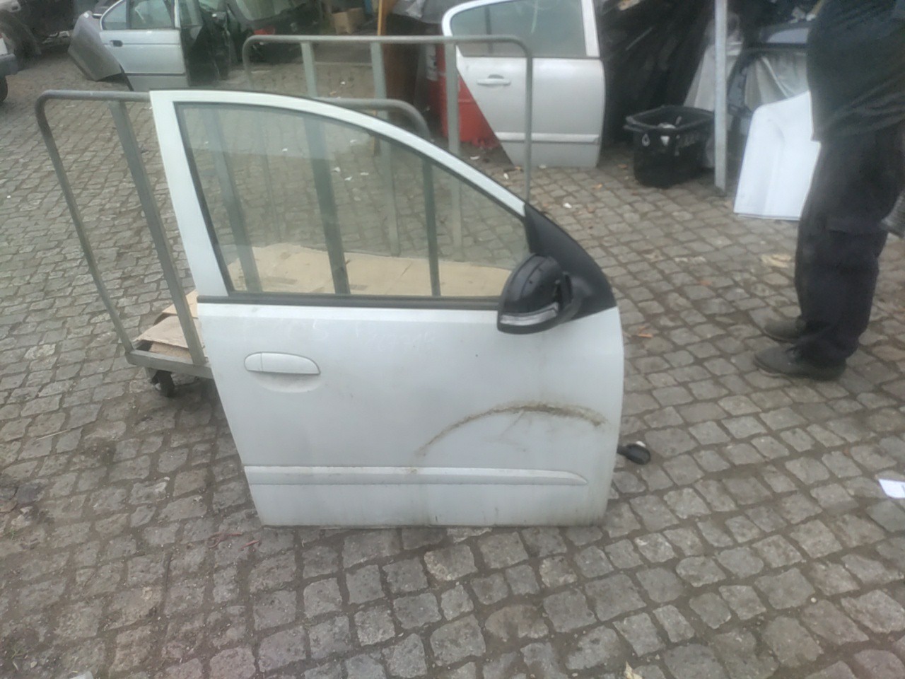 Porta Frente Direita com Acessorios HYUNDAI i10 (PA) | 07 - 