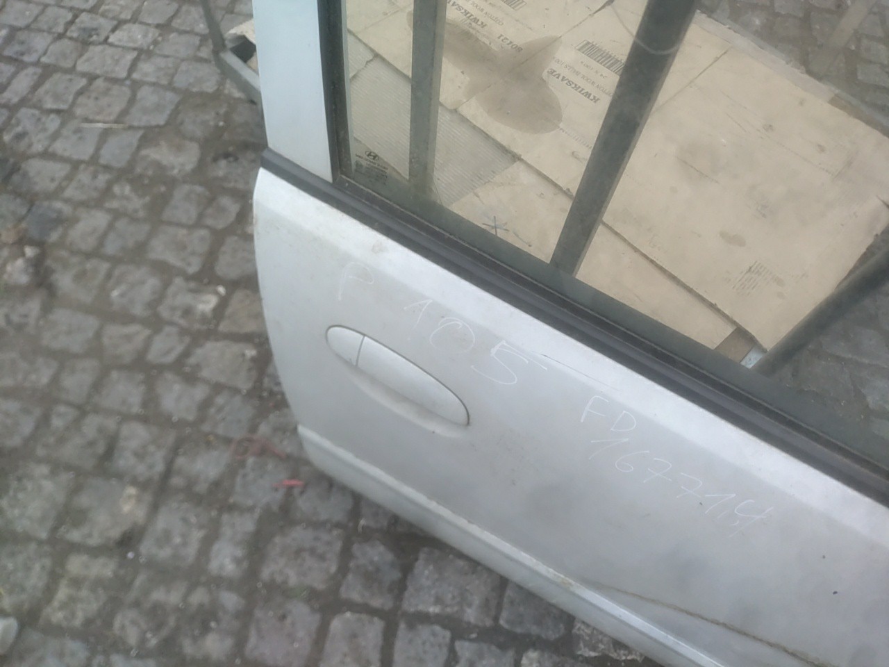 Porta Frente Direita com Acessorios HYUNDAI i10 (PA) | 07 -  Imagem-2 Porta Frente Direita com Acessorios HYUNDAI i10 (PA) | 07 -  Imagem-2