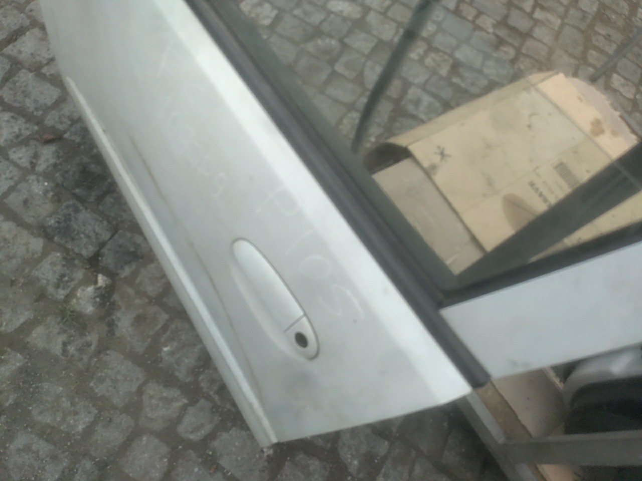 Porta Frente Esquerda com Acessorios HYUNDAI i10 (PA) | 07 -  Imagem-3 Porta Frente Esquerda com Acessorios HYUNDAI i10 (PA) | 07 -  Imagem-3