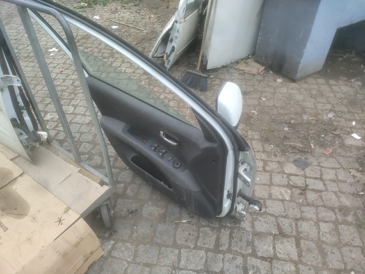 Porta Frente Esquerda com Acessorios HYUNDAI i10 (PA) | 07 -  Imagem-4 Porta Frente Esquerda com Acessorios HYUNDAI i10 (PA) | 07 -  Imagem-4
