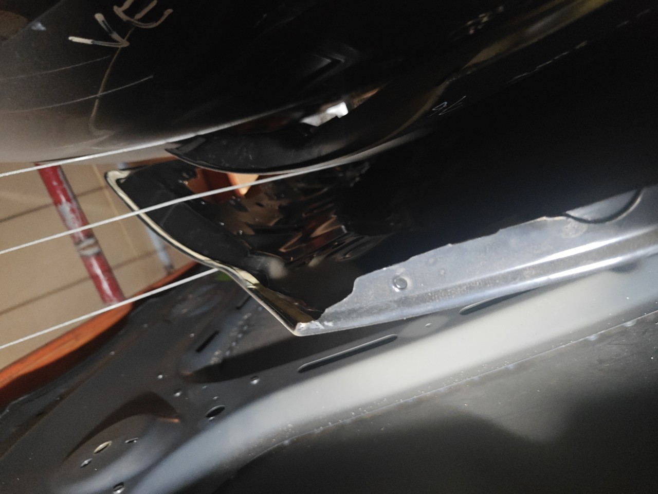 Capot / Capom / Capo OPEL VECTRA C (Z02) | 02 - 09 Imagem-4 Capot / Capom / Capo OPEL VECTRA C (Z02) | 02 - 09 Imagem-4