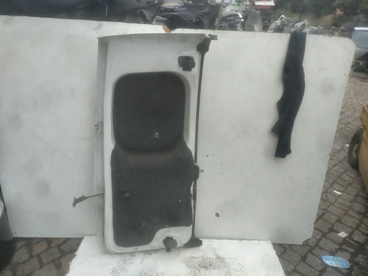 Porta da Mala Direita nua RENAULT KANGOO / GRAND KANGOO (KW0/1_) | 08 -  Imagem-4