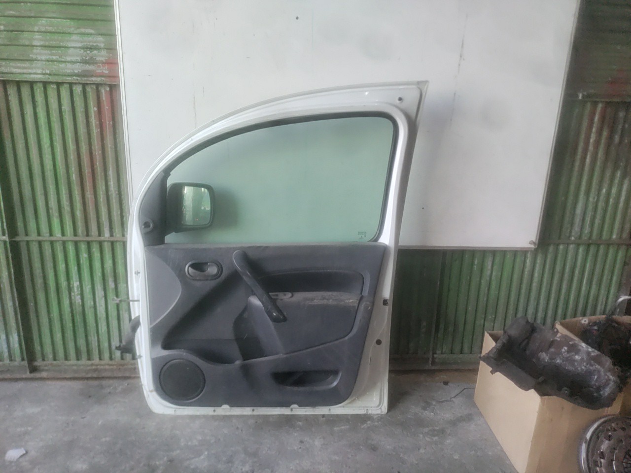 Porta Frente Direita nua RENAULT KANGOO / GRAND KANGOO (KW0/1_) | 08 -  Imagem-5