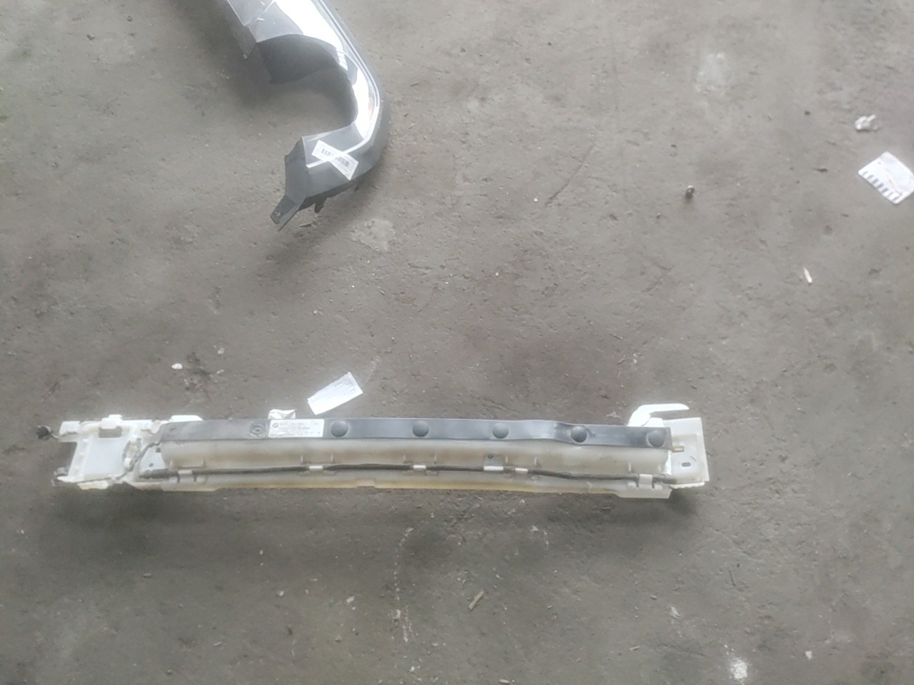 Suporte/ Guia Central do Parachoques Tras MINI MINI COUNTRYMAN (F60) | 16 - 