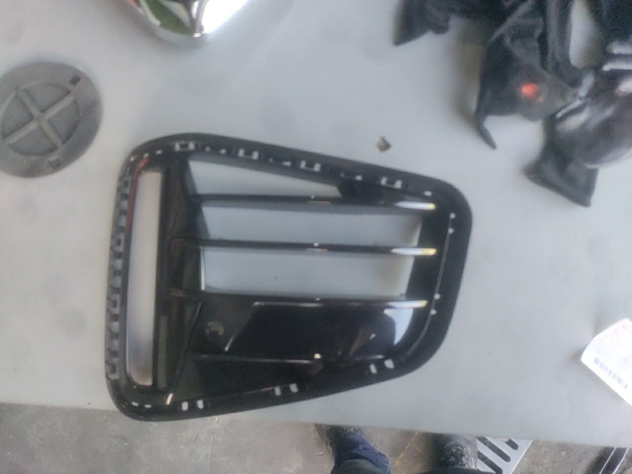 Grelha do Farol de Nevoeiro Frente Esquerdo RENAULT Clio II (BB0/1/2_, CB0/1/2_)