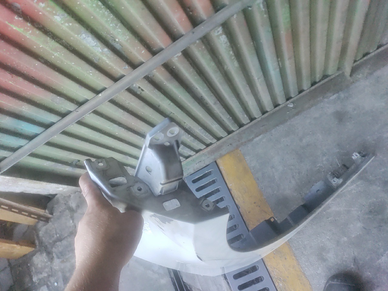 Guarda Lamas Frente Direito BMW i3 (I01) | 13 -  Imagem-6 Guarda Lamas Frente Direito BMW i3 (I01) | 13 -  Imagem-6