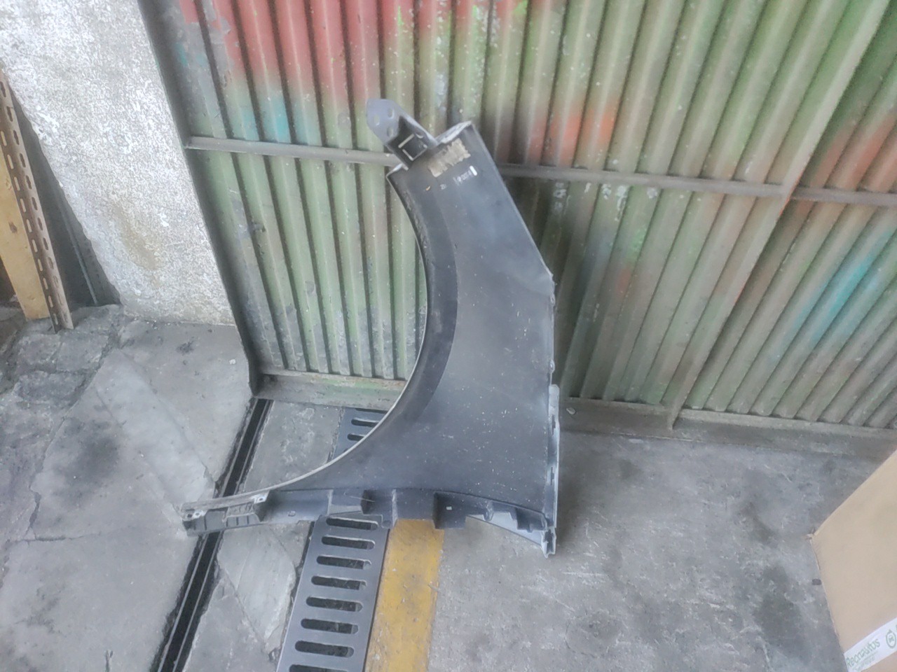 Guarda Lamas Frente Direito BMW i3 (I01) | 13 -  Imagem-7 Guarda Lamas Frente Direito BMW i3 (I01) | 13 -  Imagem-7