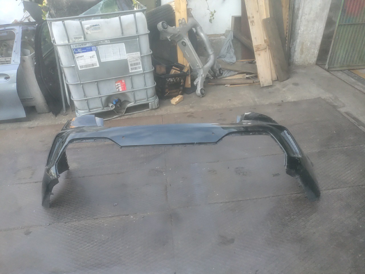 Parachoques Trás / Para Choques traseiro nu RENAULT Clio II (BB0/1/2_, CB0/1/2_)