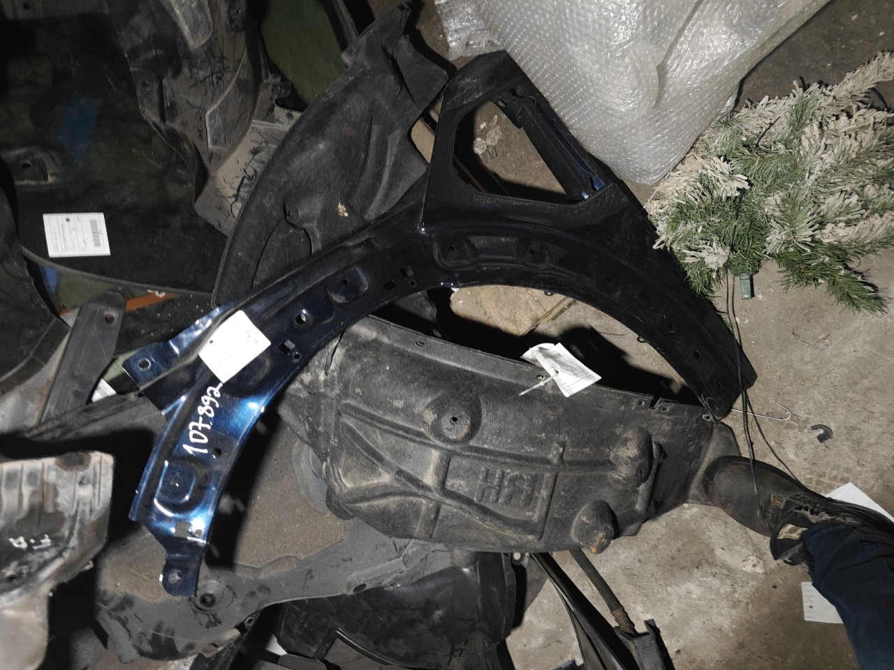 Left Fender MINI MINI COUNTRYMAN (F60) | 16 - 