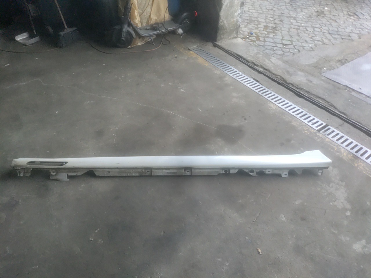 Embaladeira Esquerda plastico BMW 3 (G20) | 18 - 