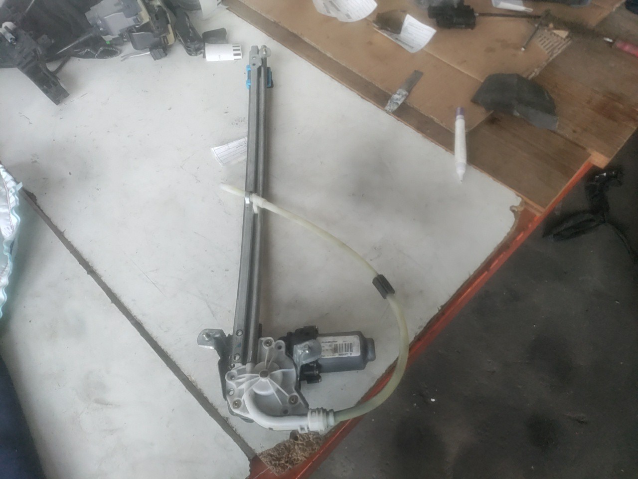 Elevador de Vidro Tras Esquerdo RENAULT ESPACE IV (JK0/1_) | 02 - 