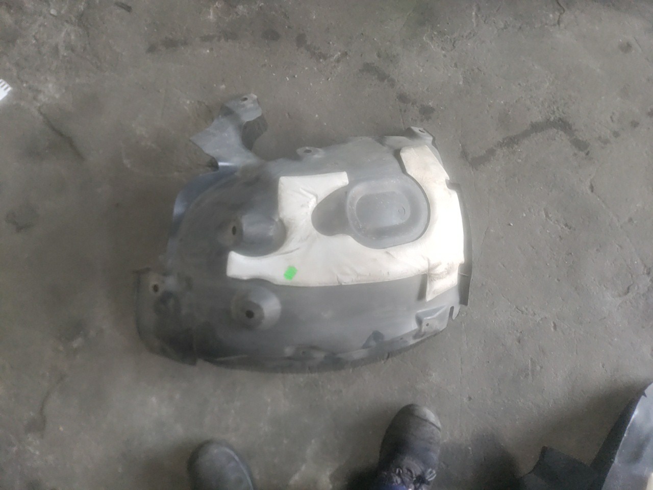 Parte da Frente da Cava de Roda Frente Esquerda RENAULT MEGANE III Grandtour (KZ0/1) | 08 - 