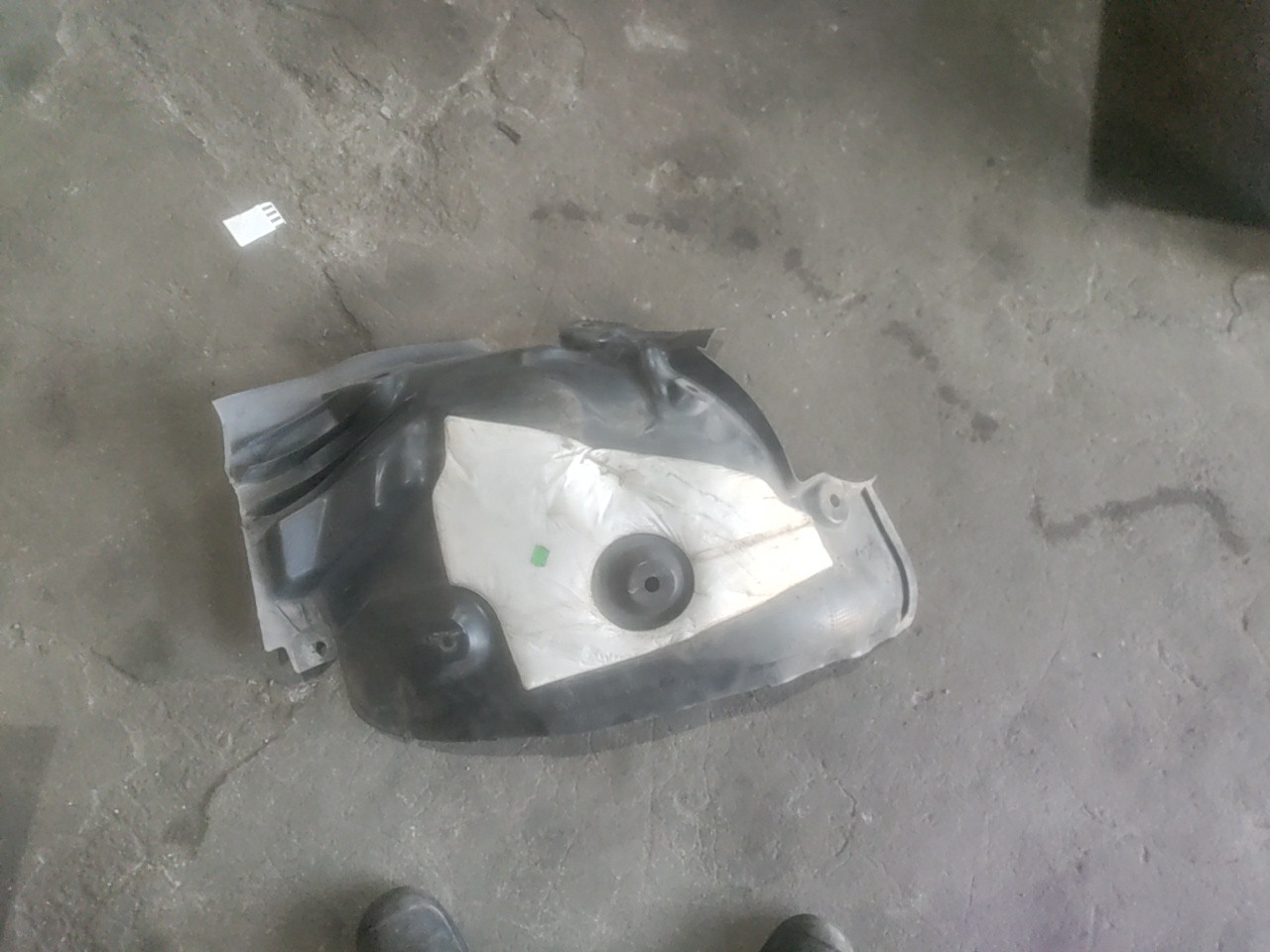 Parte de Trás da Cava de Roda Frente Direita RENAULT MEGANE III Grandtour (KZ0/1) | 08 - 