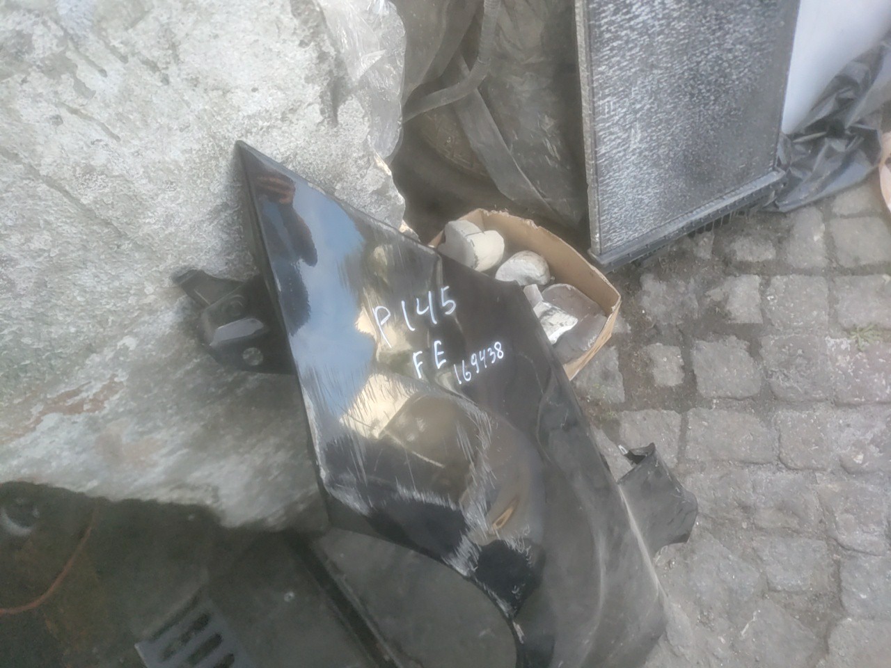 Guarda Lamas Frente Esquerdo FORD FOCUS II Turnier (DA_, FFS, DS) | 04 - 12 Imagem-2 Guarda Lamas Frente Esquerdo FORD FOCUS II Turnier (DA_, FFS, DS) | 04 - 12 Imagem-2