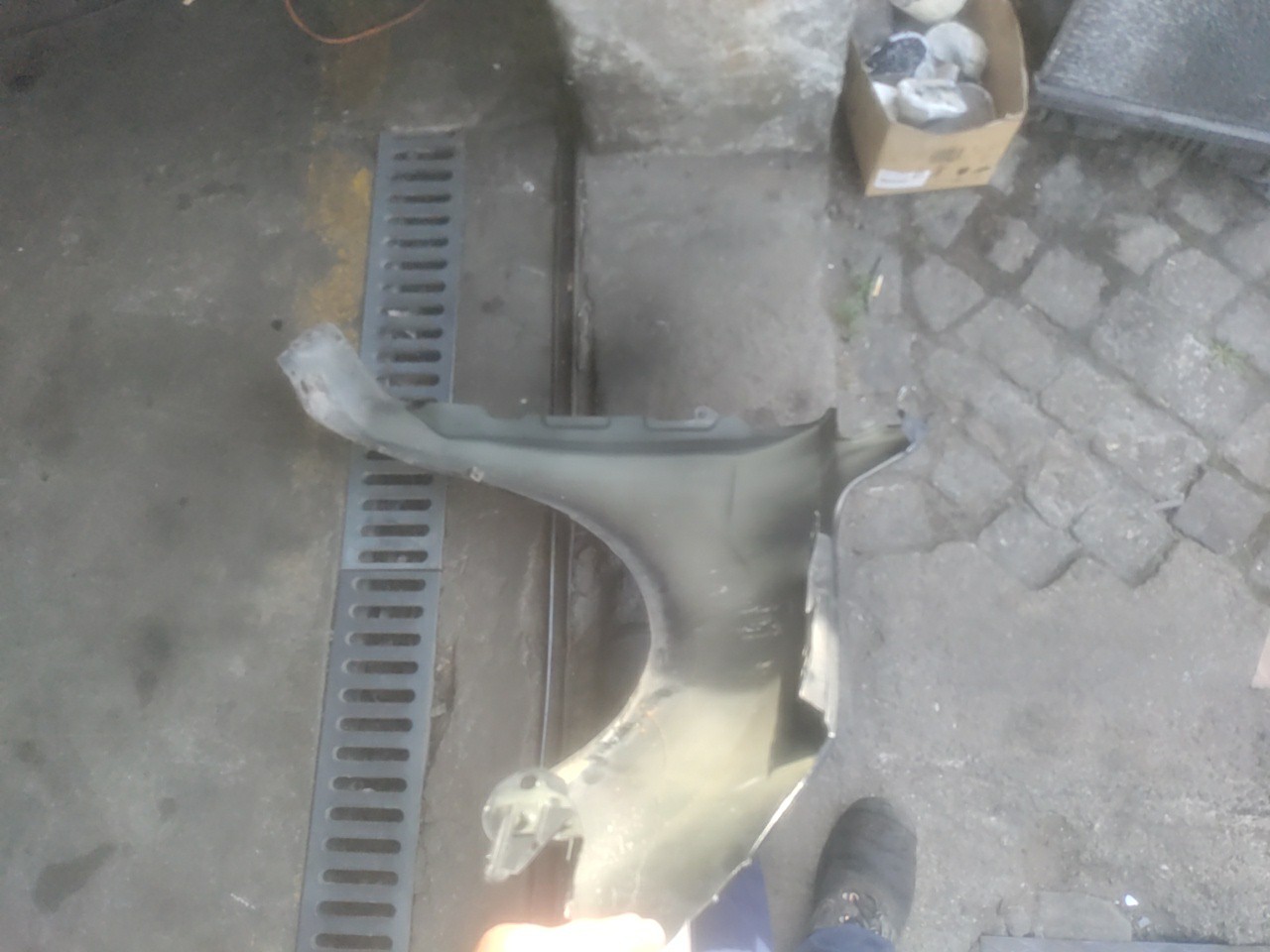 Guarda Lamas Frente Esquerdo FORD FOCUS II Turnier (DA_, FFS, DS) | 04 - 12 Imagem-4 Guarda Lamas Frente Esquerdo FORD FOCUS II Turnier (DA_, FFS, DS) | 04 - 12 Imagem-4