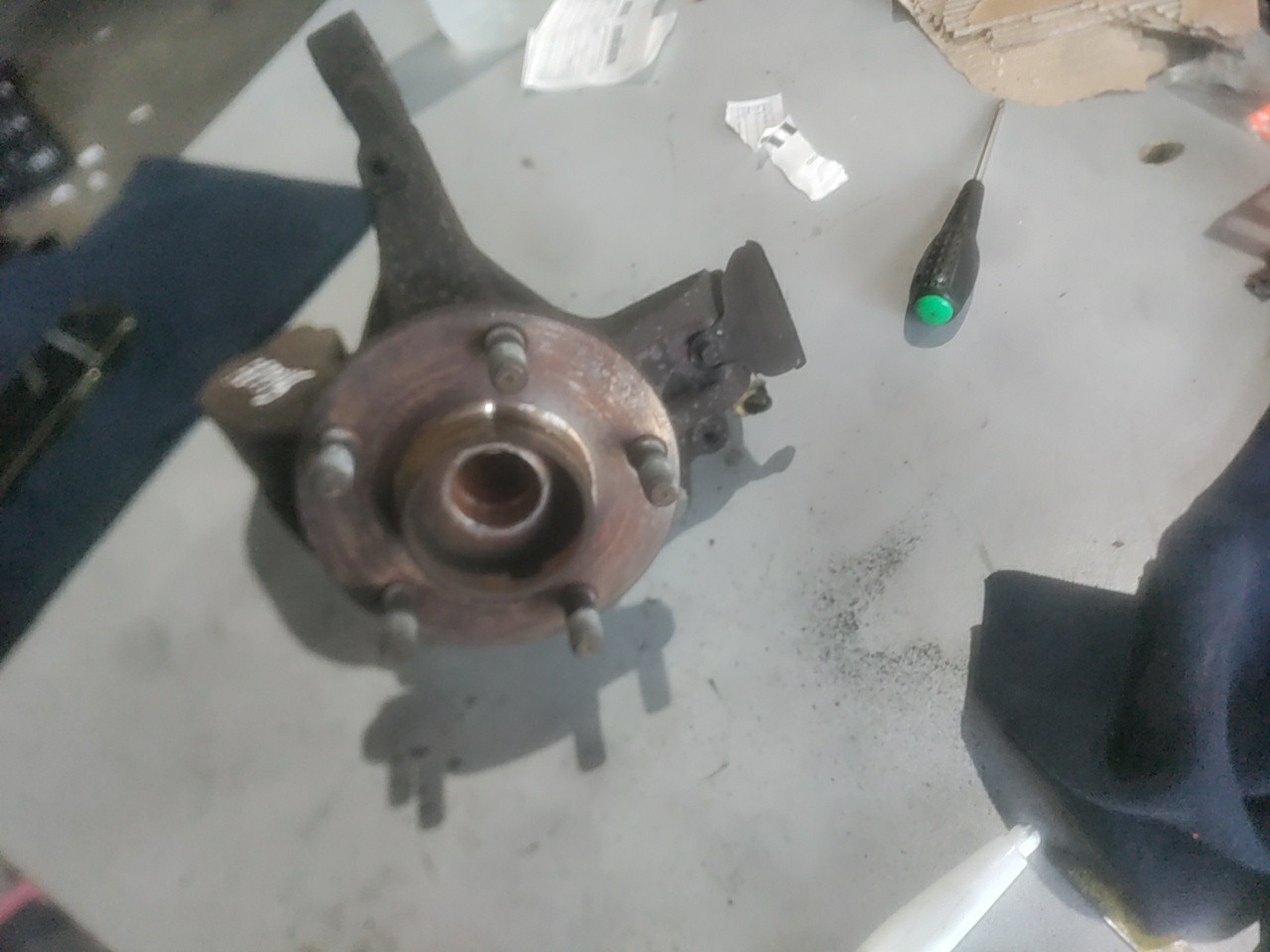 Manga de Eixo Frente Esquerda FORD FOCUS II Turnier (DA_, FFS, DS) | 04 - 12 Imagem-4 Manga de Eixo Frente Esquerda FORD FOCUS II Turnier (DA_, FFS, DS) | 04 - 12 Imagem-4