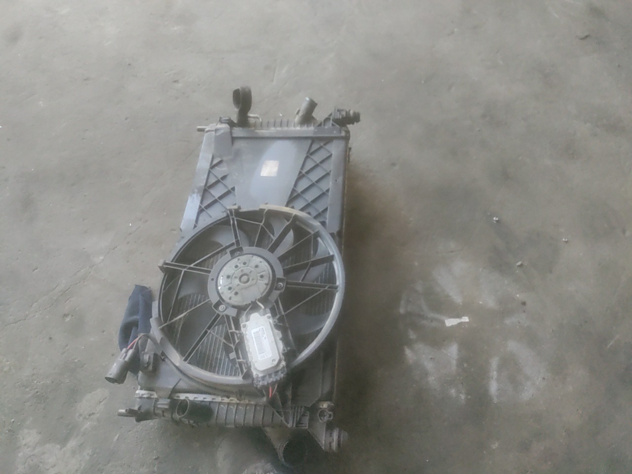 Conjunto de Radiadores e Termoventilador FORD FOCUS II Turnier (DA_, FFS, DS) | 04 - 12 Imagem-3